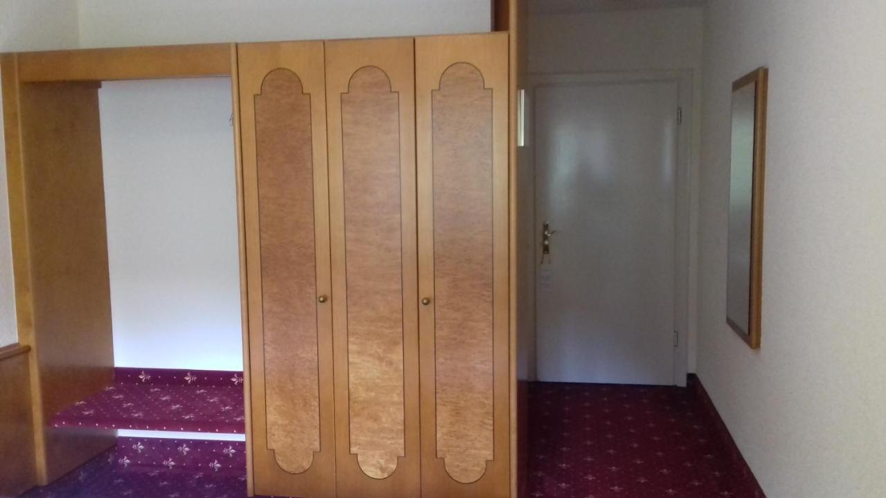 Waldhotel Forellenhof Baden-Baden Szoba fotó